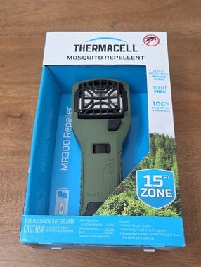 MR300 Olive Green Mosquito Repellent - 15 ft Zone